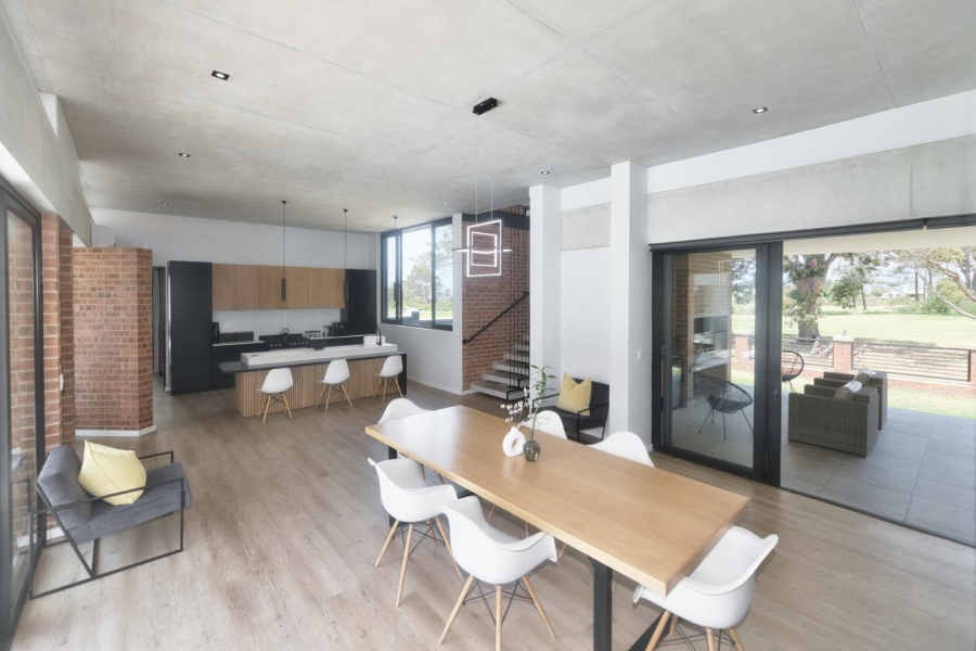 4 Bedroom Property for Sale in Hermanus Heights Western Cape